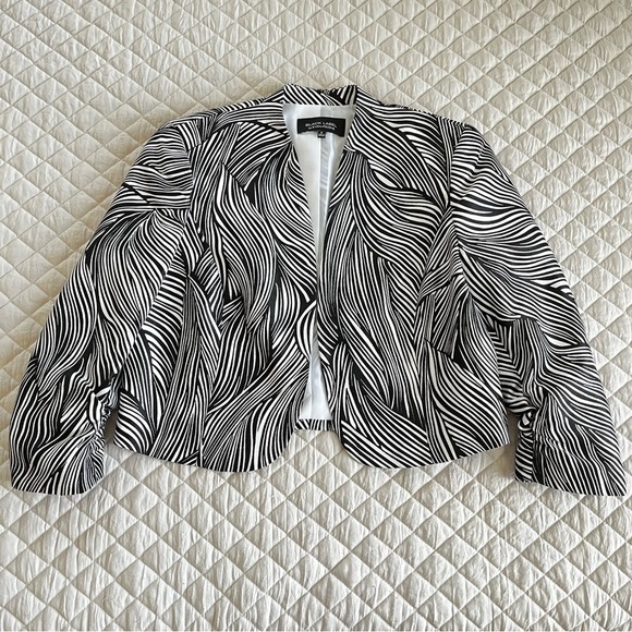 Zebra print blazer - Picture 1 of 7